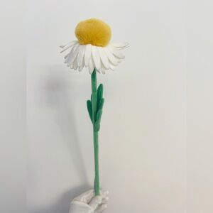 CJ Hendry plush daisy